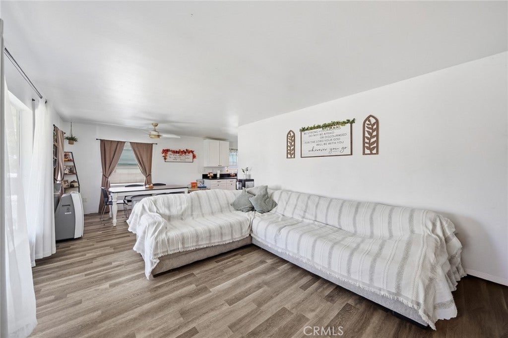 10918 Flory