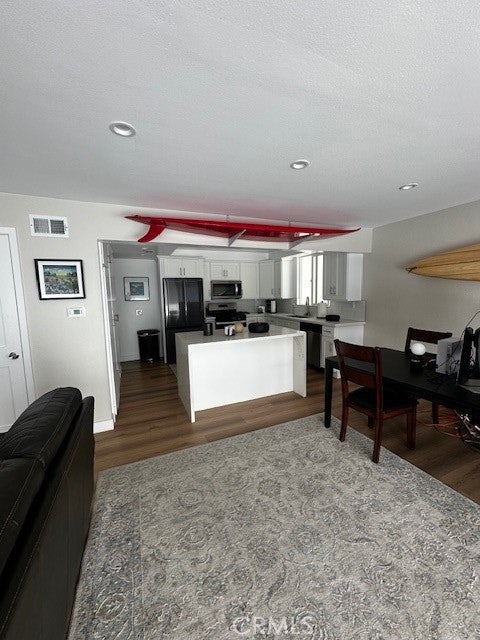 4704 Seashore Drive, Newport Beach CA 92663
