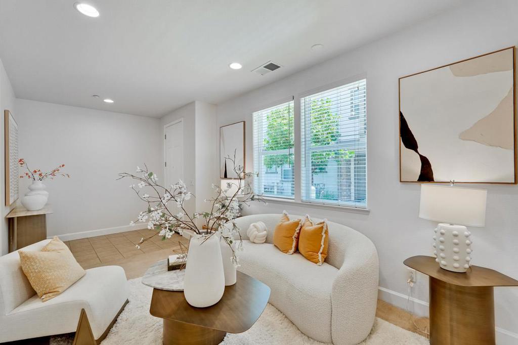 1256 Water Lily Way