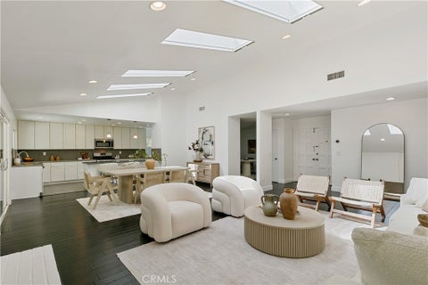 Tiny photo for 23732 Gerrad Way, West Hills, CA 91307 (MLS # SR26152674)