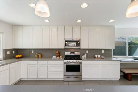 Tiny photo for 23732 Gerrad Way, West Hills, CA 91307 (MLS # SR26152674)