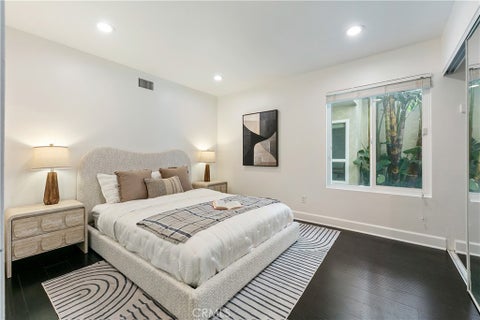 Tiny photo for 23732 Gerrad Way, West Hills, CA 91307 (MLS # SR26152674)