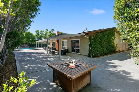 Tiny photo for 23732 Gerrad Way, West Hills, CA 91307 (MLS # SR26152674)