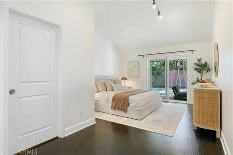 Tiny photo for 23732 Gerrad Way, West Hills, CA 91307 (MLS # SR26152674)
