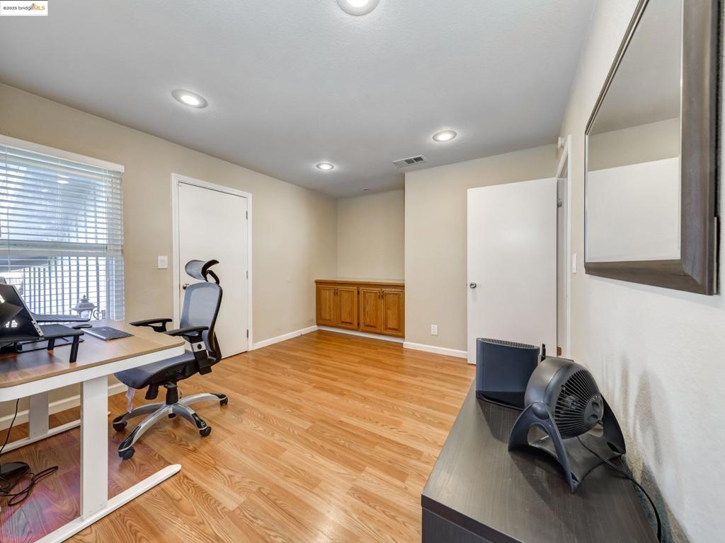 TURTLE CREEK - Residential