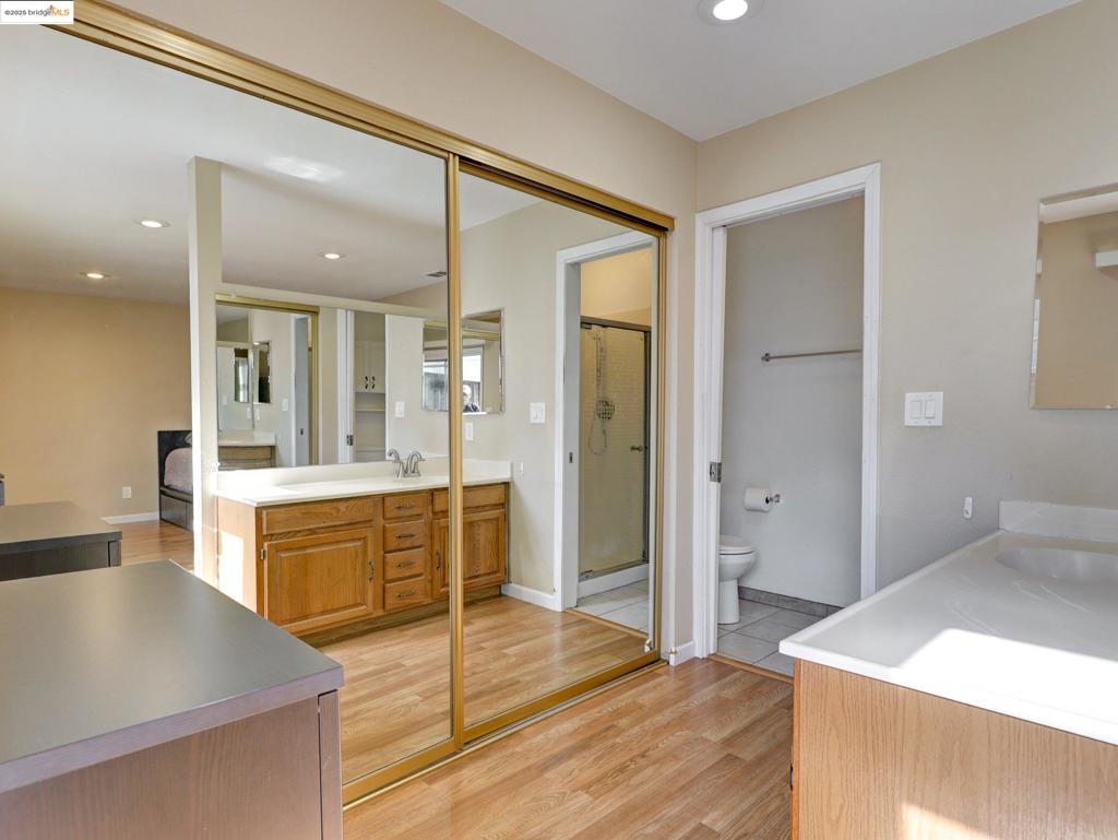 TURTLE CREEK - Residential