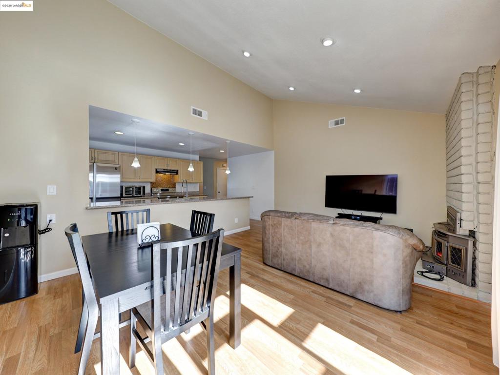 TURTLE CREEK - Residential