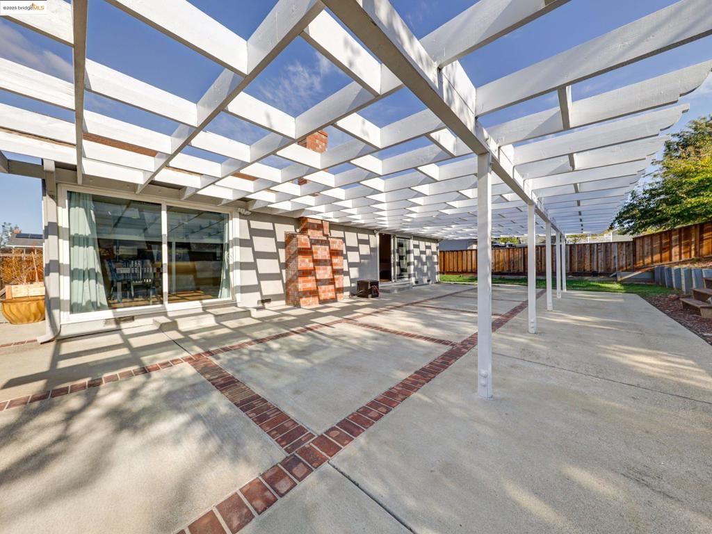 TURTLE CREEK - Residential