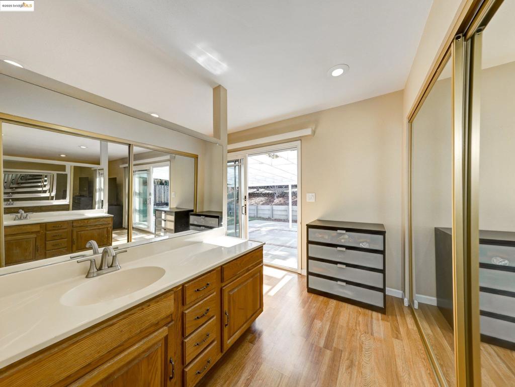 TURTLE CREEK - Residential