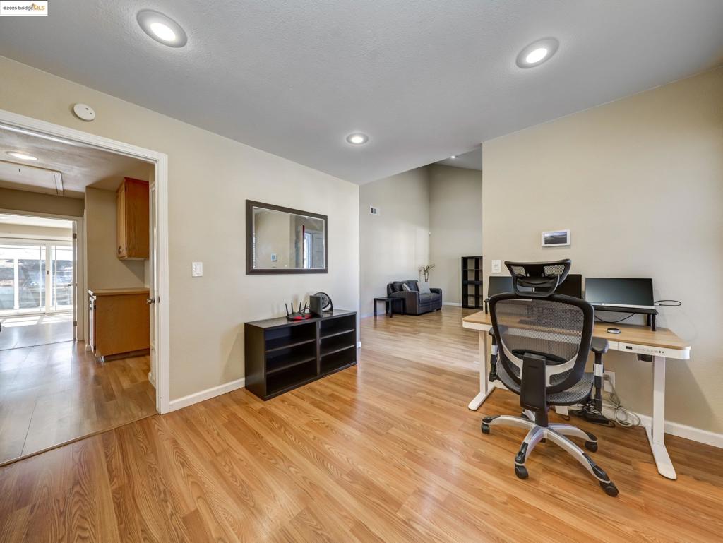 TURTLE CREEK - Residential