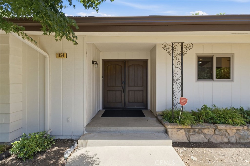1154 W Tenaya Way