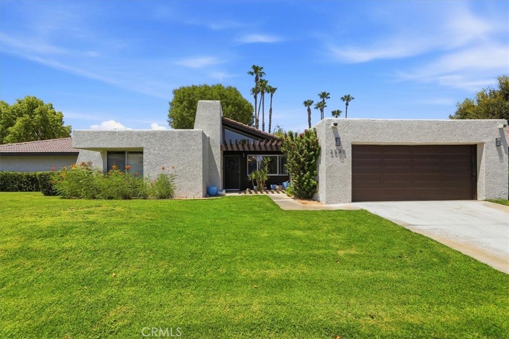 3538 Ridgeview