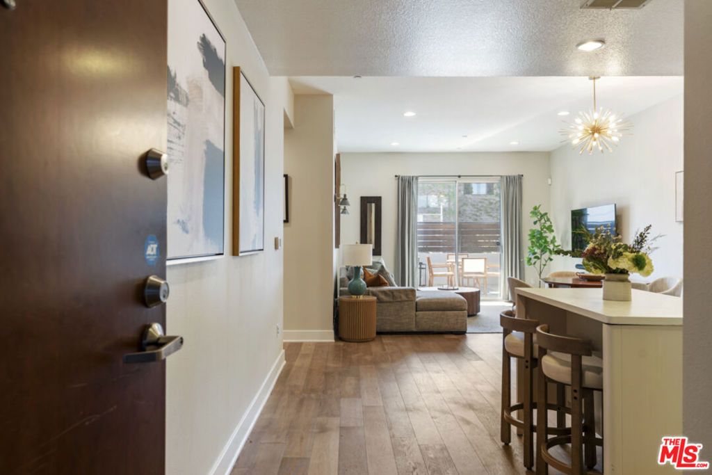 Photo of 13337 Beach Avenue #106, Marina Del Rey, CA 90292 (MLS # 26666531)