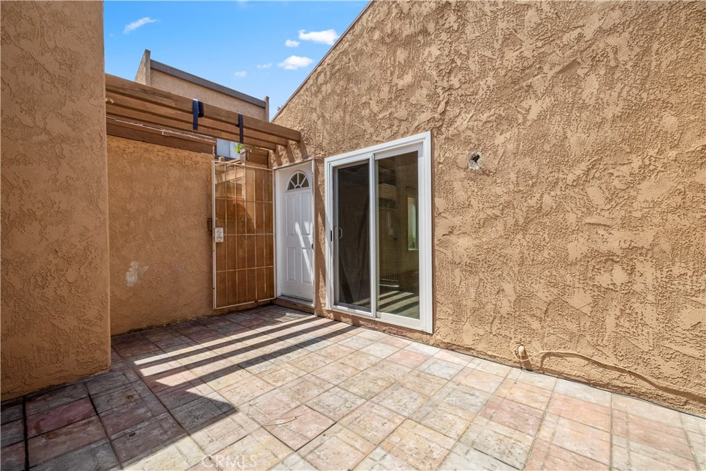 2700 N Brea Boulevard 24
