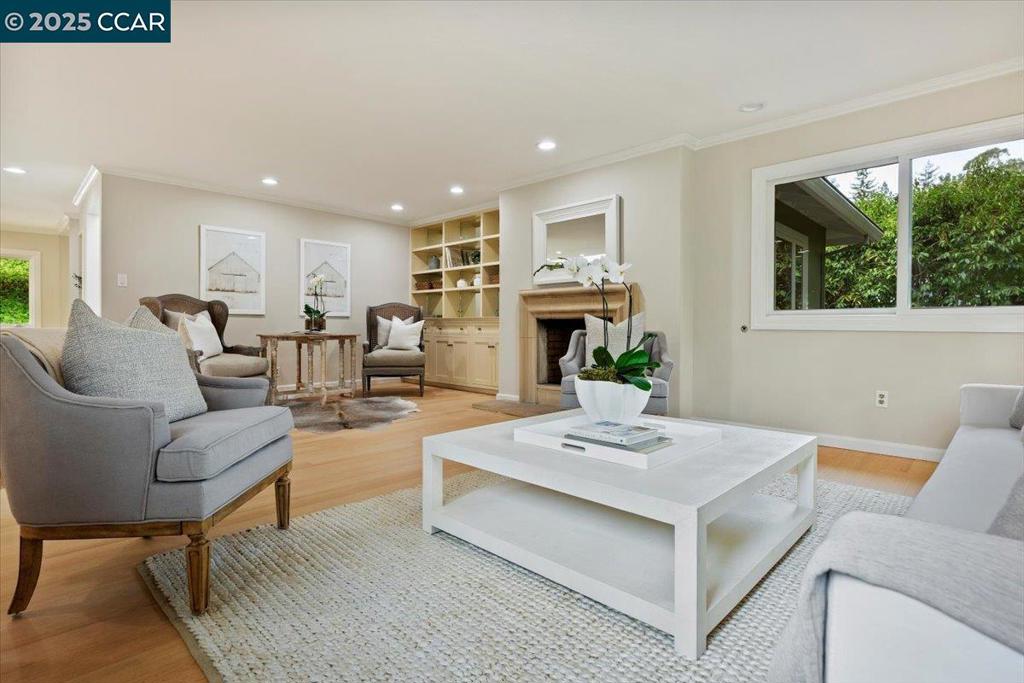 DEL REY - Residential
