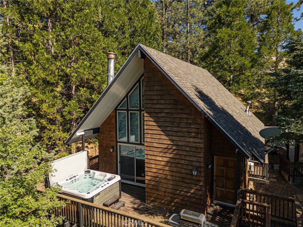 807 Grass Valley