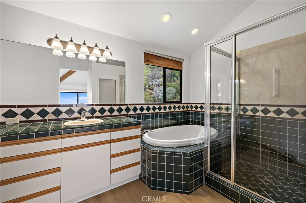 Woods Cove (WC) - Residential Lease