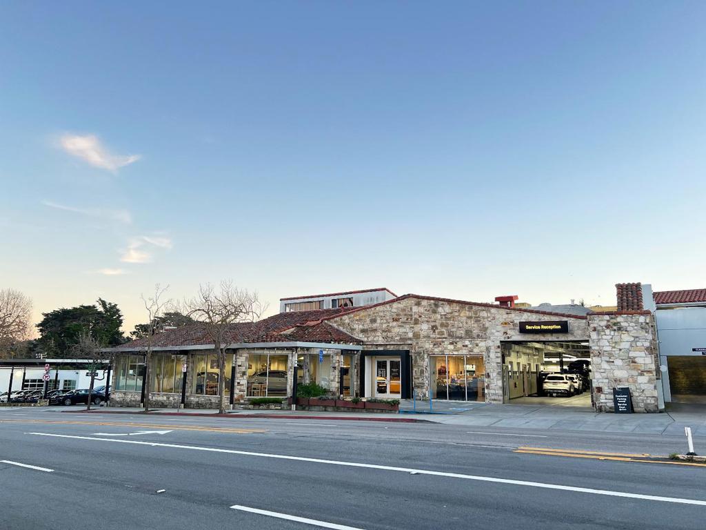 498 Fremont Street