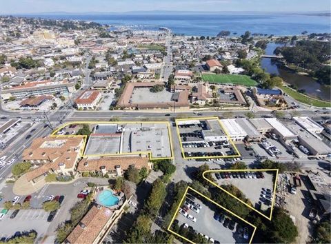 Photo of 498 Fremont Street, Monterey, CA 93940 (MLS # ML82041466)