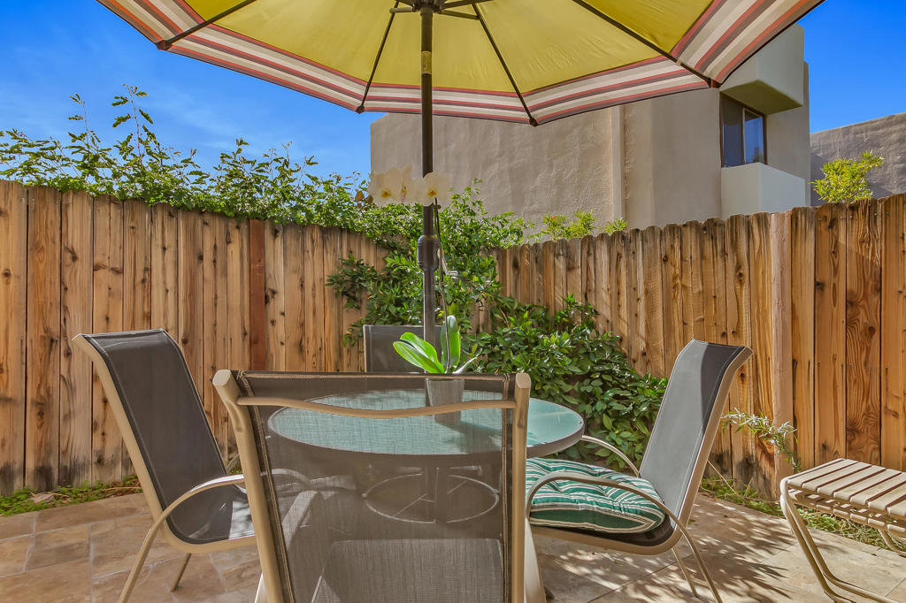 Hermosa Villas - Residential