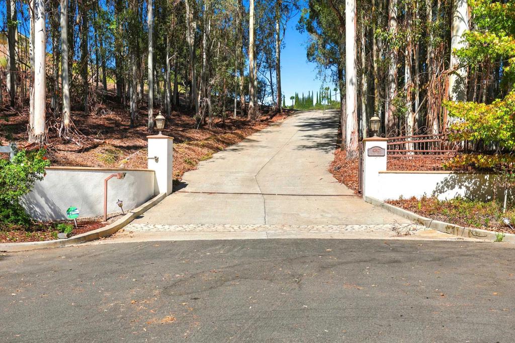 43821 Shady Creek