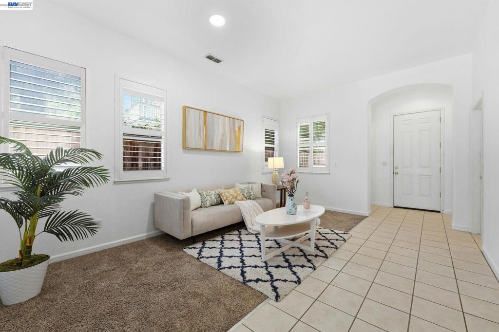 6485 pine meadow cir