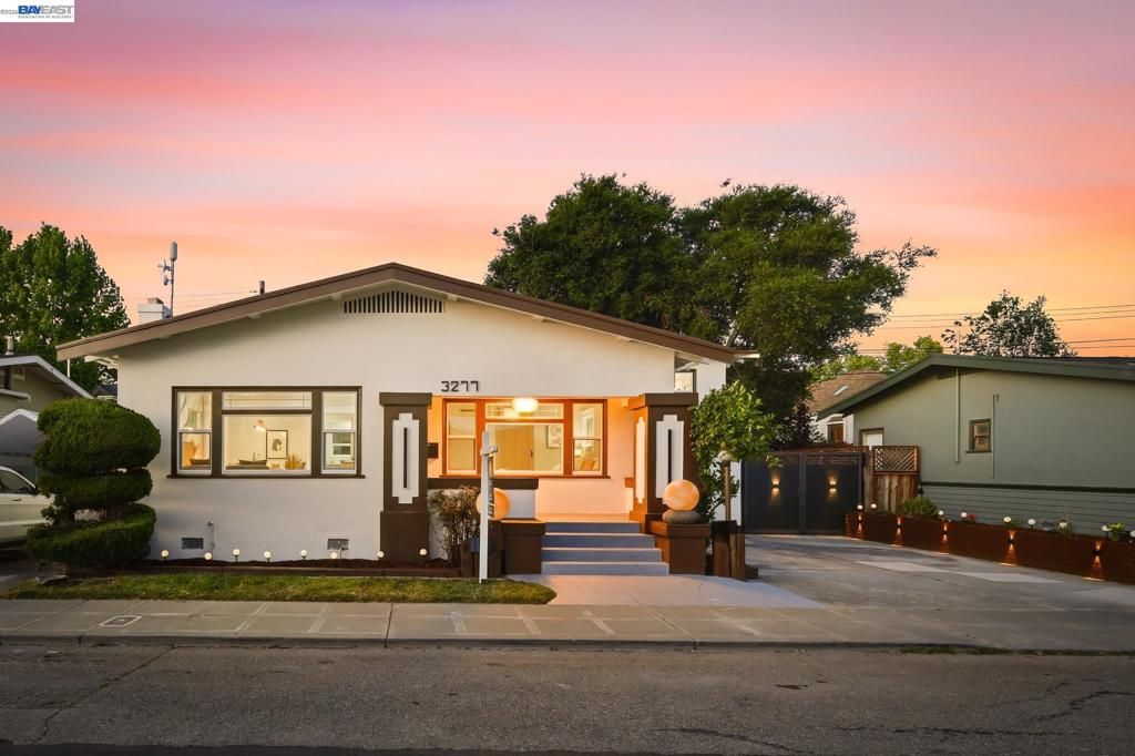 Photo of 3277 Sterling Ave Ave, Alameda, CA 94501 (MLS # 41131206)