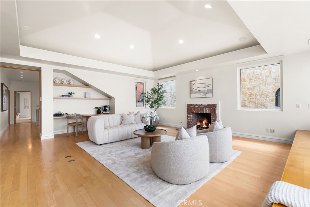 Balboa Peninsula Point (BLPP) - Residential Lease