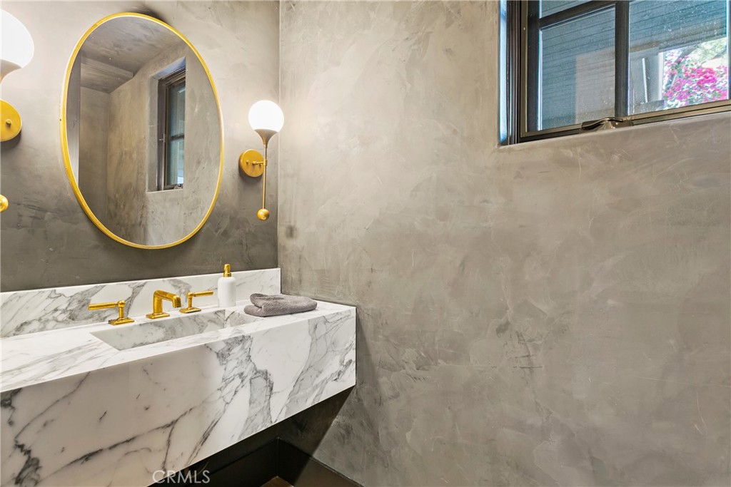 Covenant Hills Custom Homes (COVC) - Residential