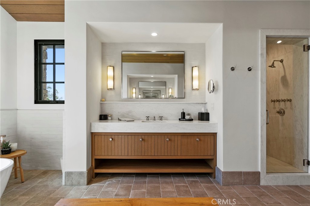 Covenant Hills Custom Homes (COVC) - Residential