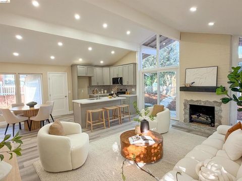 Photo of 2816 Gonzaga Ave Ave, Richmond, CA 94806 (MLS # 41129555)