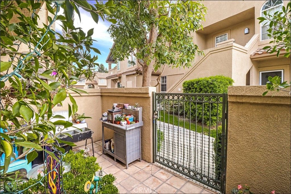 Photo of 15 Destiny Way, Aliso Viejo, CA 92656 (MLS # OC26056081)