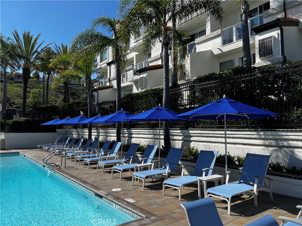 La Vista (LVIS) - Residential