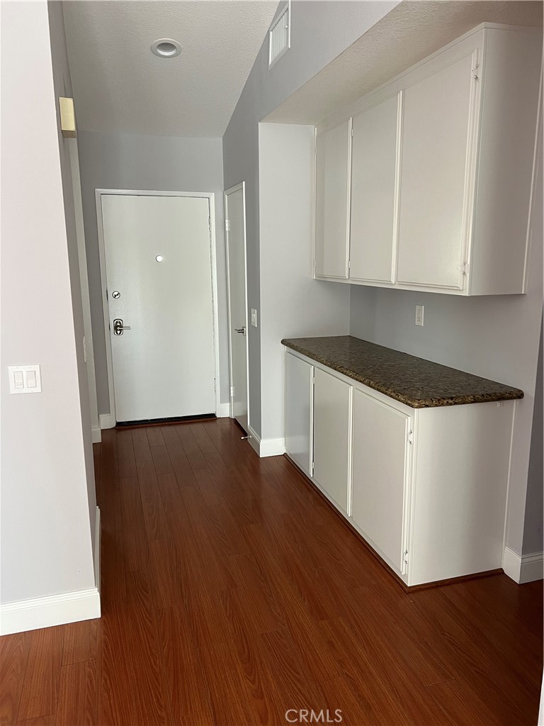 La Vista (LVIS) - Residential