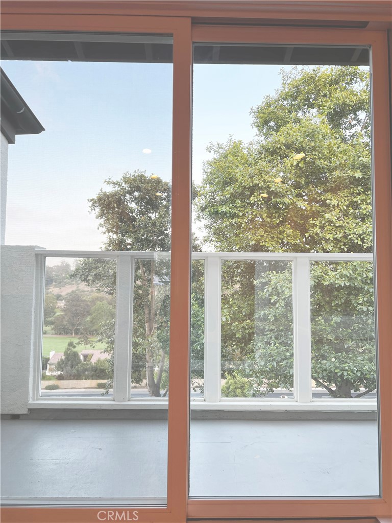 La Vista (LVIS) - Residential