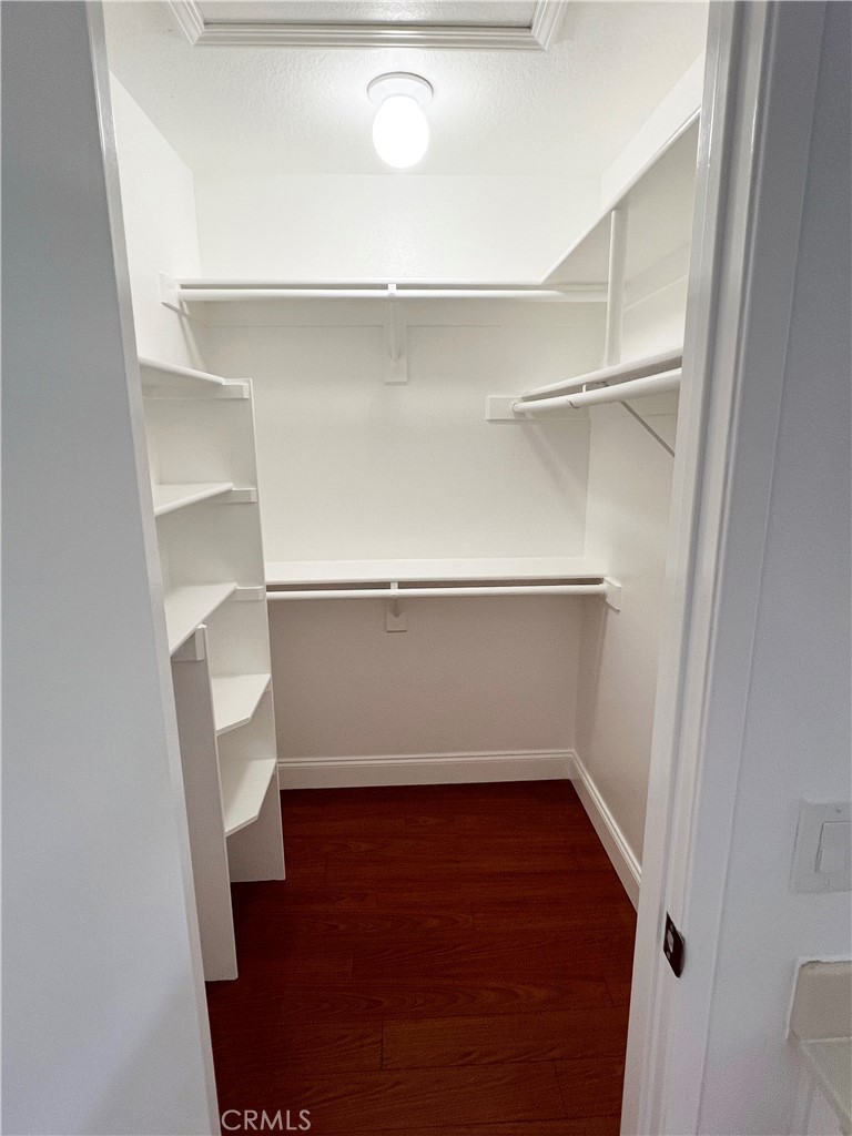 La Vista (LVIS) - Residential