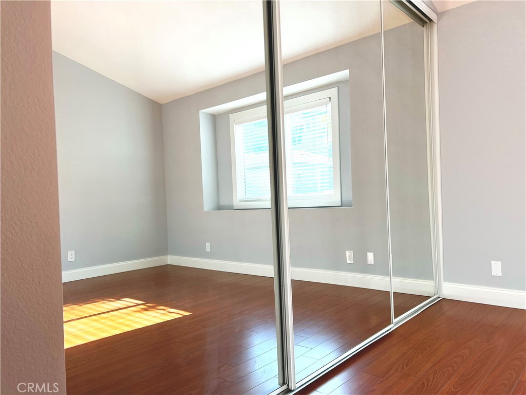 La Vista (LVIS) - Residential