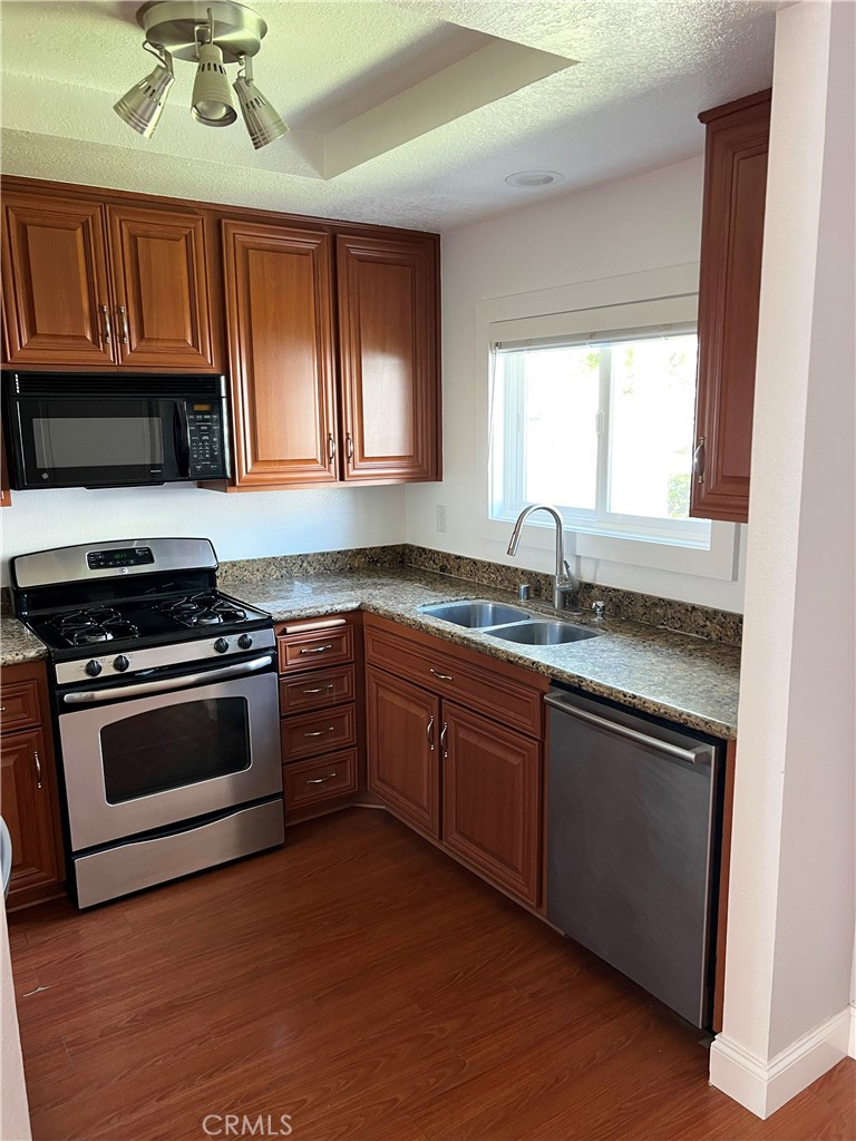 La Vista (LVIS) - Residential