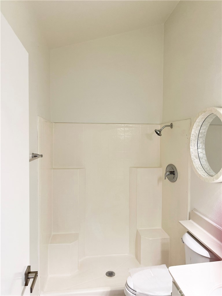 La Vista (LVIS) - Residential