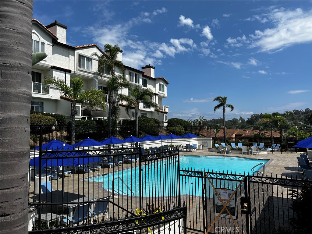 La Vista (LVIS) - Residential