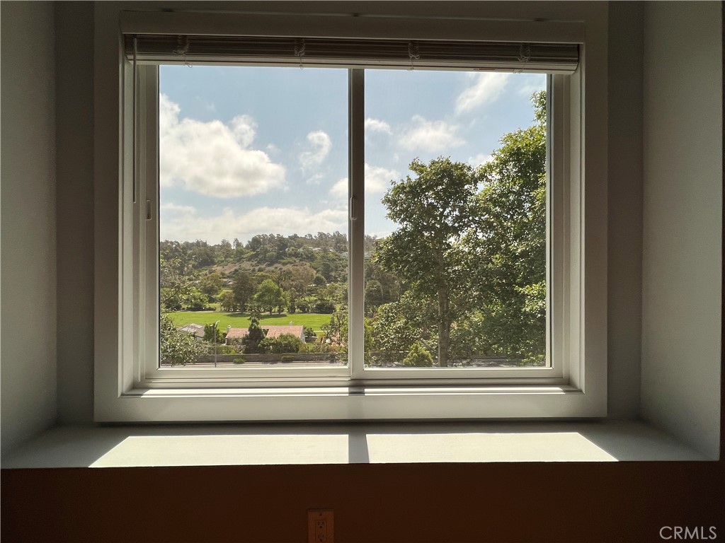 La Vista (LVIS) - Residential