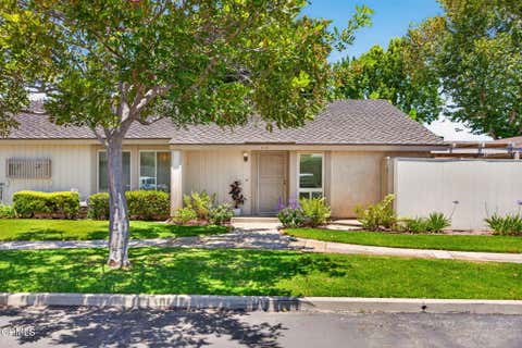 Photo of 262 W Vineyard Avenue, Oxnard, CA 93036 (MLS # V1-36772)