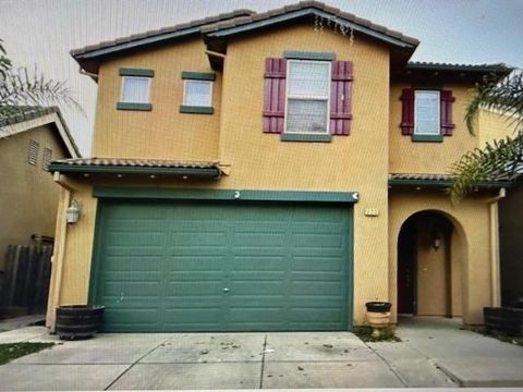 323 Wilson Circle Greenfield CA 93927