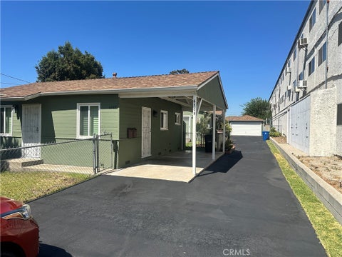Photo of 6707 Cleon Avenue, North Hollywood, CA 91606 (MLS # SR26154154)