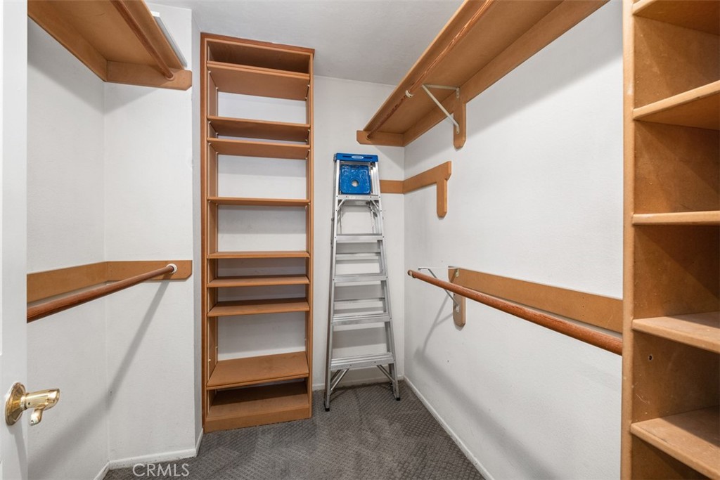 Shadow Run (SH) - Residential Lease