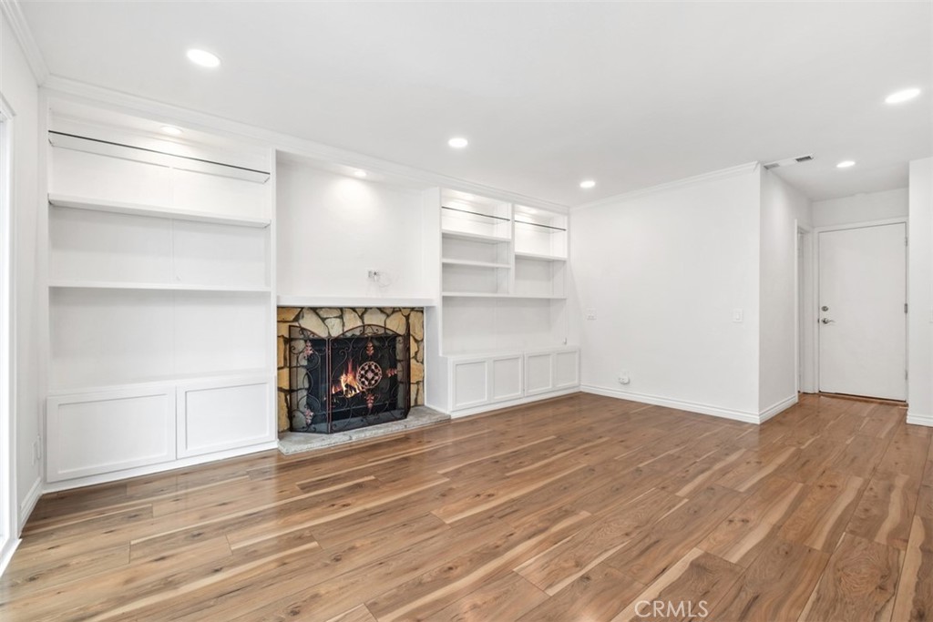 Shadow Run (SH) - Residential Lease