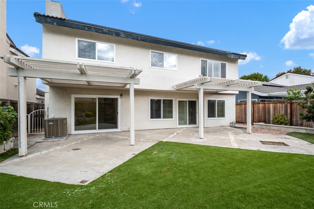 Shadow Run (SH) - Residential Lease