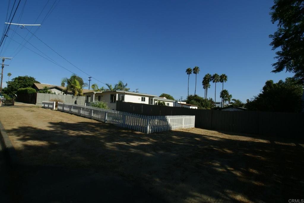 A Cozy Mid Century Carlsbad Cottage. Extraordinary 10,000+ Square Foot Parcel. Detached Oversized Garage. Walking Distance to Holiday Park. This Basic Beach Town Bungalow is a Blank Canvas that Awaits your Imagination and TLC in this Highly Sought After Carlsbad Location.