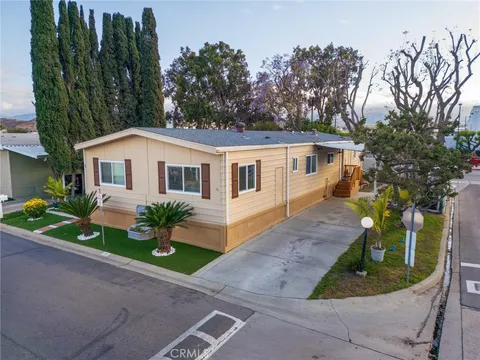777 S Temescal Street Unit 1, Corona, CA 92879 - MLS#: SW25112372