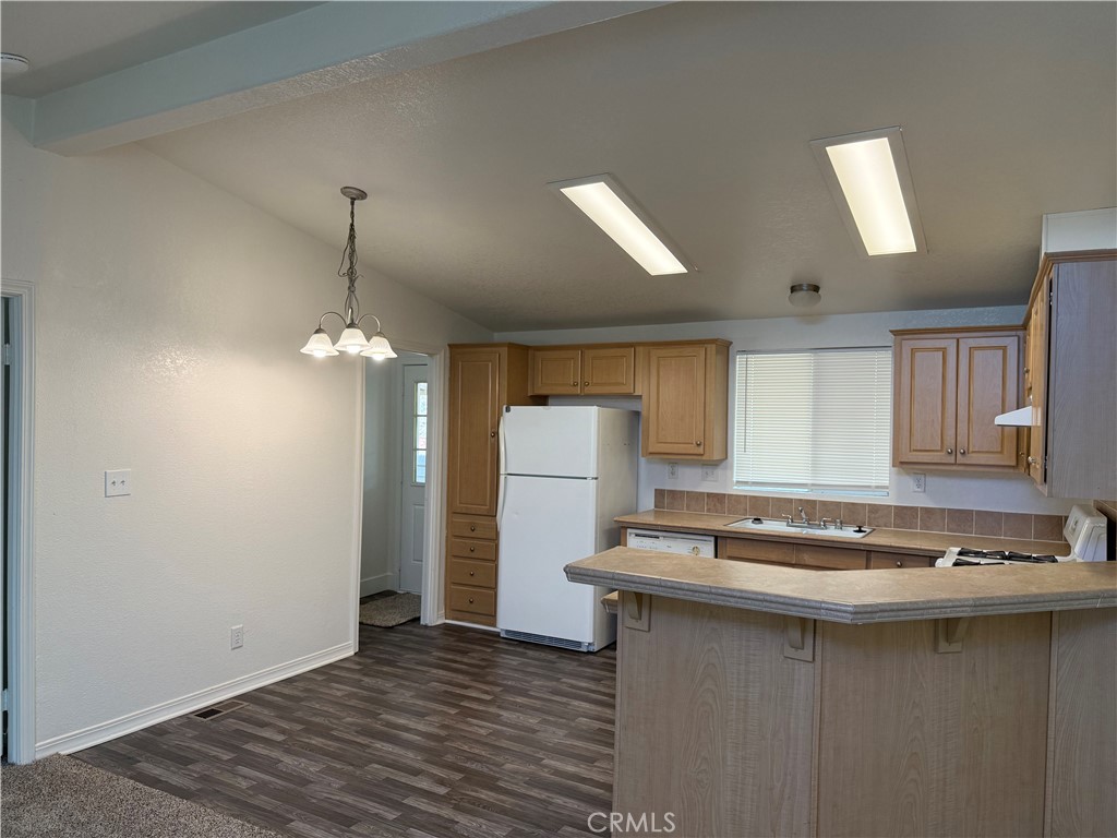 25526 Redlands Boulevard 100